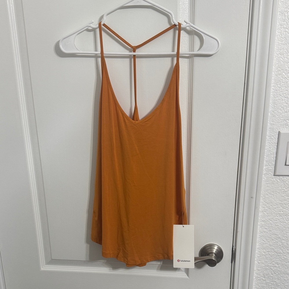 Lululemon tank top